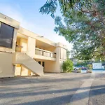 Daire Les Louvans-3 By Interhome